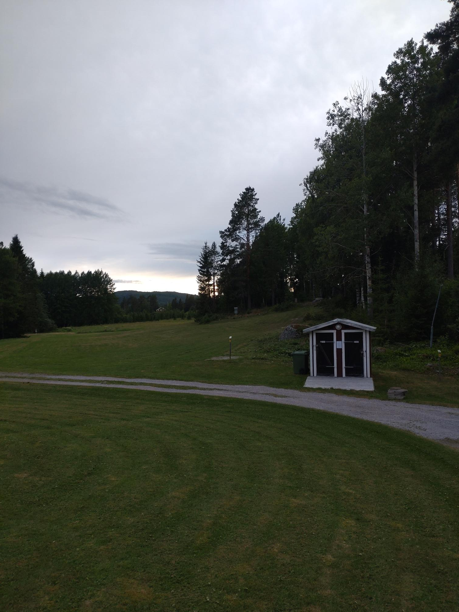 Utedass och vindskydd